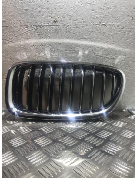 Grille de calandre gauche BMW SERIE 5 F10 PHASE 2 