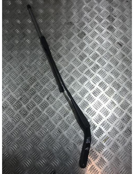 Bras essuie glace avant droit BMW SERIE 1 E81 Diesel
