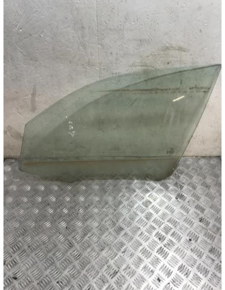 Vitre avant gauche BMW SERIE 1 E87 PHASE 1 