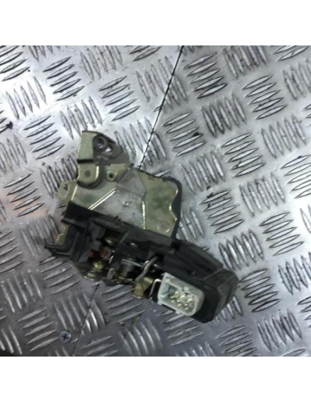 Serrure arriere droit BMW  