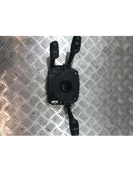 Com (Bloc Contacteur Tournant+Commodo Essuie Glace+Commodo Phare) BMW SERIE 1 E81 Diesel