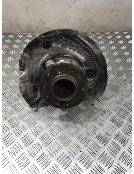 Fusee avant gauche BMW SERIE 1 E87 PHASE 1 Diesel