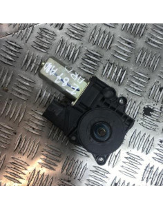 mot. essuie glace arrière droit BMW  