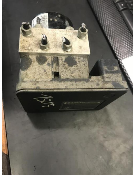 Bloc ABS (freins anti-blocage) BMW SERIE 1 E87 PHASE 1 Diesel