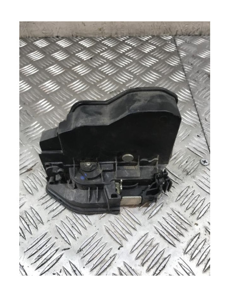 Serrure arriere droit BMW  