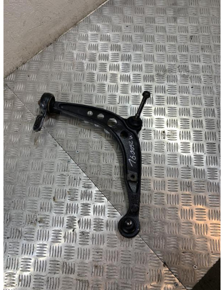 Triangle avant droit BMW SERIE 3 E30 