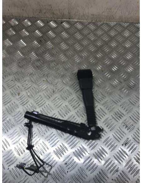 Pretensionneur de ceinture avant droit BMW SERIE 1 E87 PHASE 2 Diesel