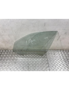 Vitre avant gauche BMW SERIE 1 F20 PHASE 1 Diesel