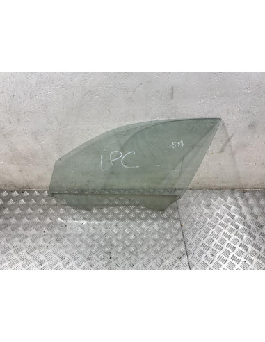 Vitre avant gauche BMW SERIE 1 F20 PHASE 1 Diesel