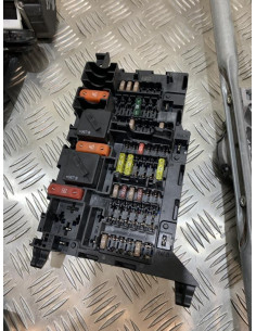 Porte fusible MINI MINI 3 F56 PHASE 1 Diesel