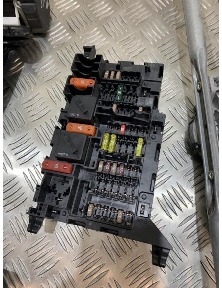 Porte fusible MINI MINI 3 F56 PHASE 1 Diesel