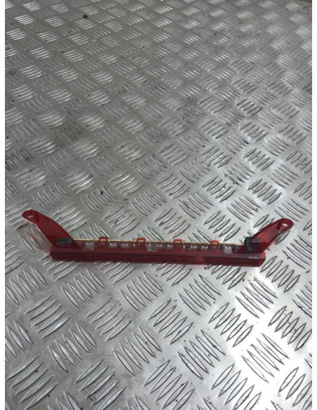 Feu arriere stop central BMW SERIE 1 E81 Diesel