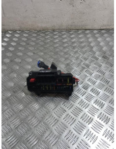 Porte fusible BMW SERIE 7 E65 PHASE 2 Diesel