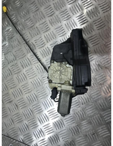 Serrure avant droit BMW SERIE 7 E65 PHASE 2 Diesel