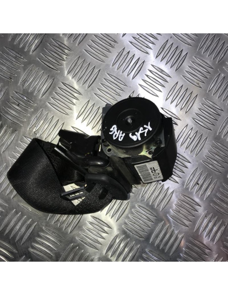 Ceinture arriere gauche BMW SERIE 1 E88 CABRIO Diesel