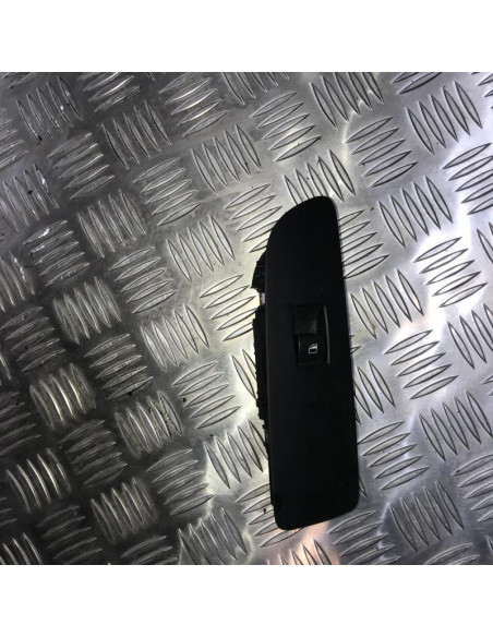 Interrupteur de leve vitre avant droit BMW SERIE 1 E88 CABRIO Diesel