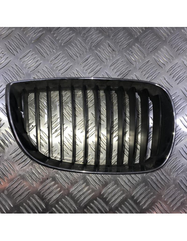 Grille de calandre droite BMW SERIE 1 (E81) 