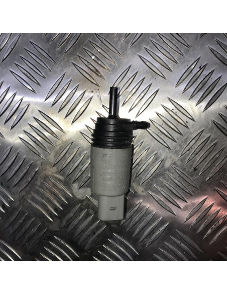 Pompe lave glace avant BMW SERIE 1 E87 PHASE 1 Diesel
