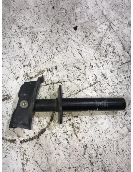 Support de pare chocs arriere BMW SERIE 8 E31 COUPE Essence