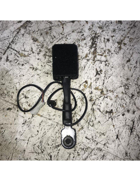 Attache ceinture avant gauche MINI MINI III (F56) 