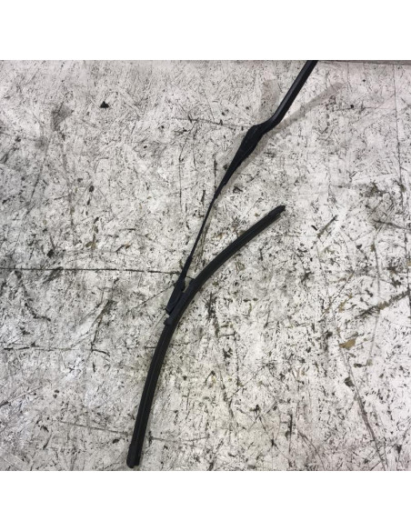 Bras essuie glace avant gauche BMW SERIE 1 E81 Diesel