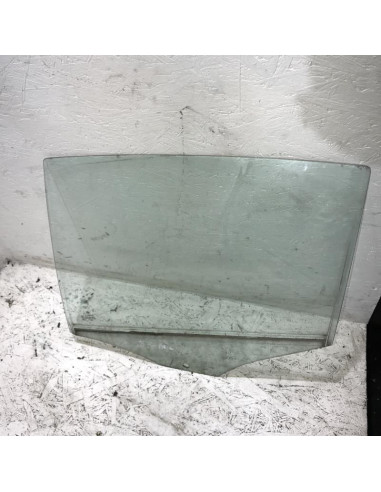 Vitre arriere gauche BMW SERIE 1 E87 PHASE 2 Diesel