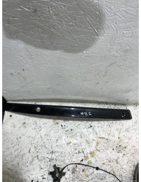 Moulure de pare choc avant BMW SERIE 1 E87 PHASE 1 