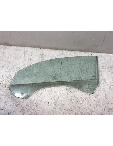 Vitre avant droit BMW SERIE 1 (E81) 