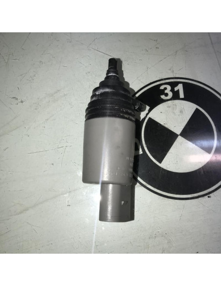 Pompe lave glace avant BMW SERIE 1 (E81) 