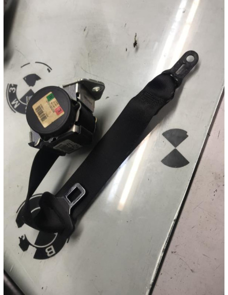 Attache ceinture arriere droit BMW SERIE 1 E87 PHASE 2 