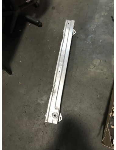 Support de pare chocs arriere BMW  