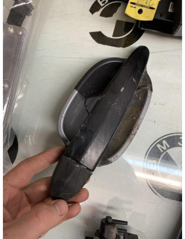 Poignee porte avant droit BMW SERIE 6 (E63) COUPE PHASE 1 