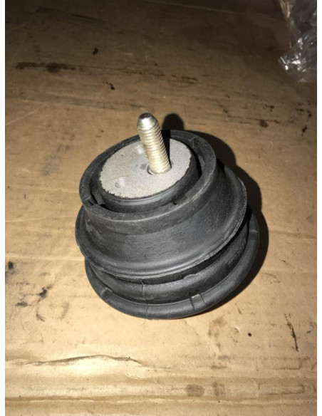 Support moteur droit BMW  