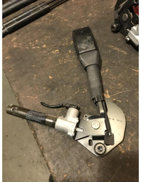 Pretensionneur de ceinture avant droit BMW SERIE 5 E39 PHASE 1 Diesel