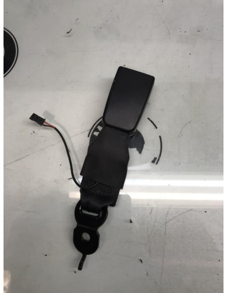 Attache ceinture arriere centrale BMW SERIE 5 F11 TOURING PHASE 1 BREAK Diesel