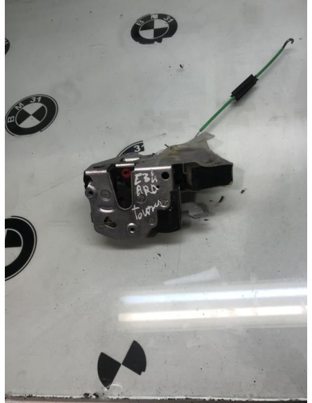 Serrure arriere droit BMW SERIE 5 E34 