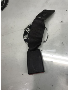 Attache ceinture arriere centrale BMW SERIE 5 E39 PHASE 2 Diesel