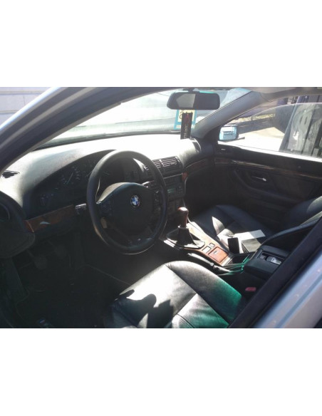 Vitre avant droit BMW SERIE 5 E39 PHASE 2 Diesel