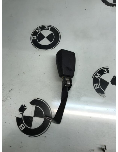 Attache ceinture arriere gauche BMW  