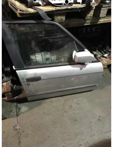 Vitre avant droit BMW SERIE 3 E30 