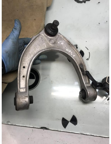 Bras de suspension superieur avant gauche BMW SERIE 5 (F10) PHASE 1 