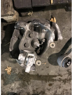 Fusee avant gauche BMW  