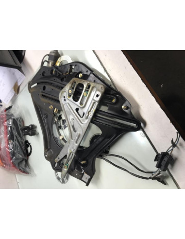Leve vitre electrique arriere gauche BMW SERIE 8 E31 COUPE Essence