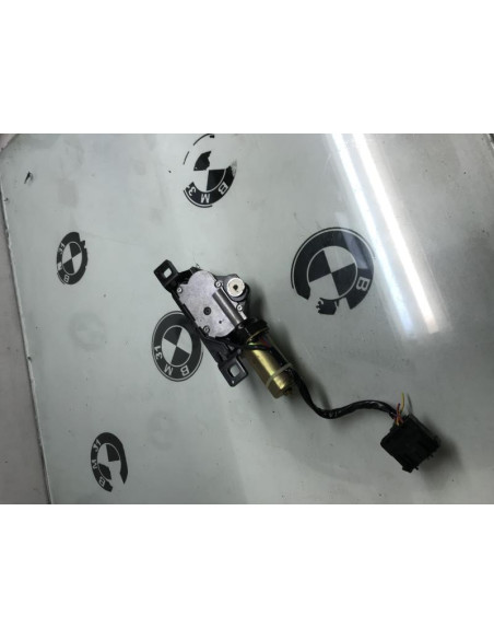 Serrure de coffre BMW SERIE 5 E61 TOURING PHASE 1 BREAK 