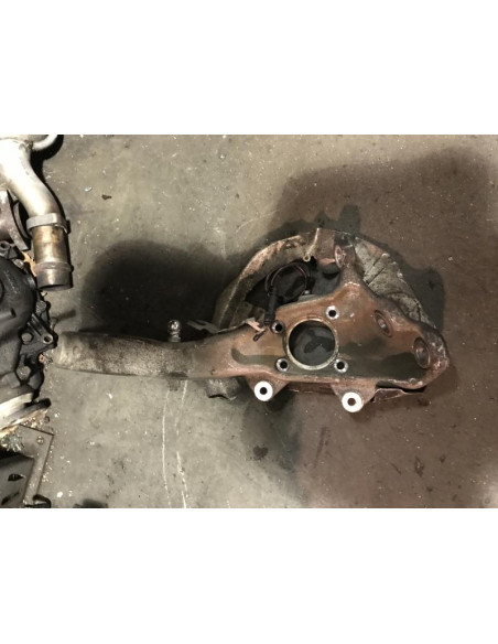 Fusee avant gauche BMW X5 E70 PHASE 1 