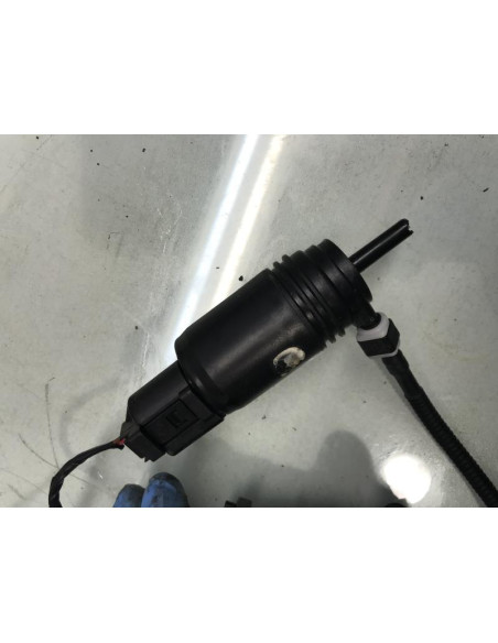 Pompe lave glace arriere BMW SERIE 1 (F20) 