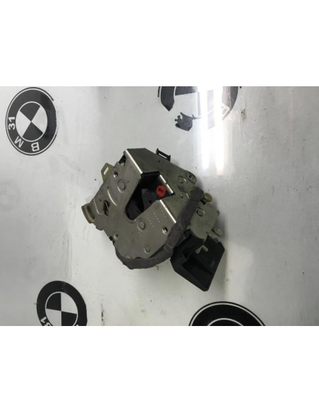 Serrure arriere droit BMW  