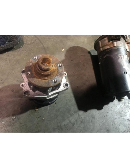 Pompe à eau BMW X5 E53 
