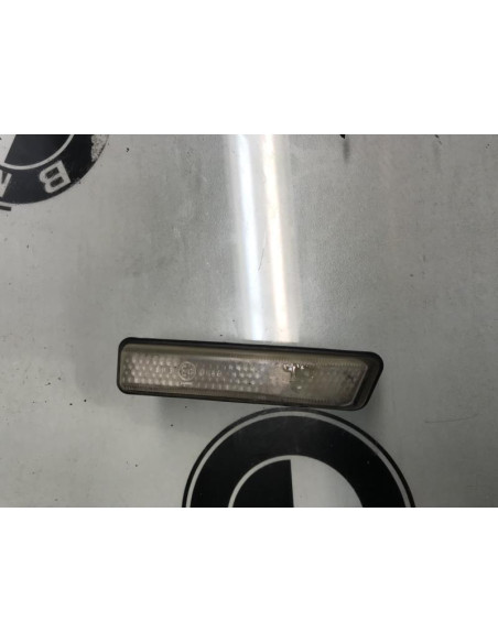 Repetiteur clignotant avant droit  (Feux) BMW SERIE 3 (E36) 
