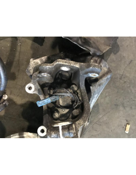 Fusee avant droit BMW SERIE 5 (E60) PHASE 1 